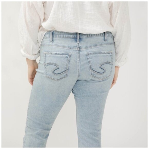 Silver Jeans • Girlfriend Skinny Mid Rise • Women’s 16 • 29" Inseam - Picture 4 of 8